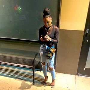 Meet your Posher, Danae